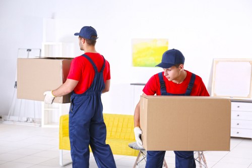 Flat removals in Uptonpark planning and packing setup