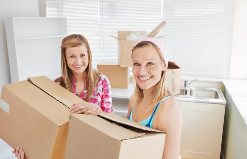 Professional moving support for flat removals in Uptonpark